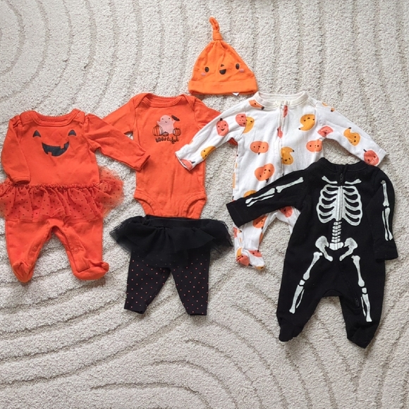 Halloween Baby Clothes Bundle Newborn - Pumpkin And Skeleton - Picture 1 of 7